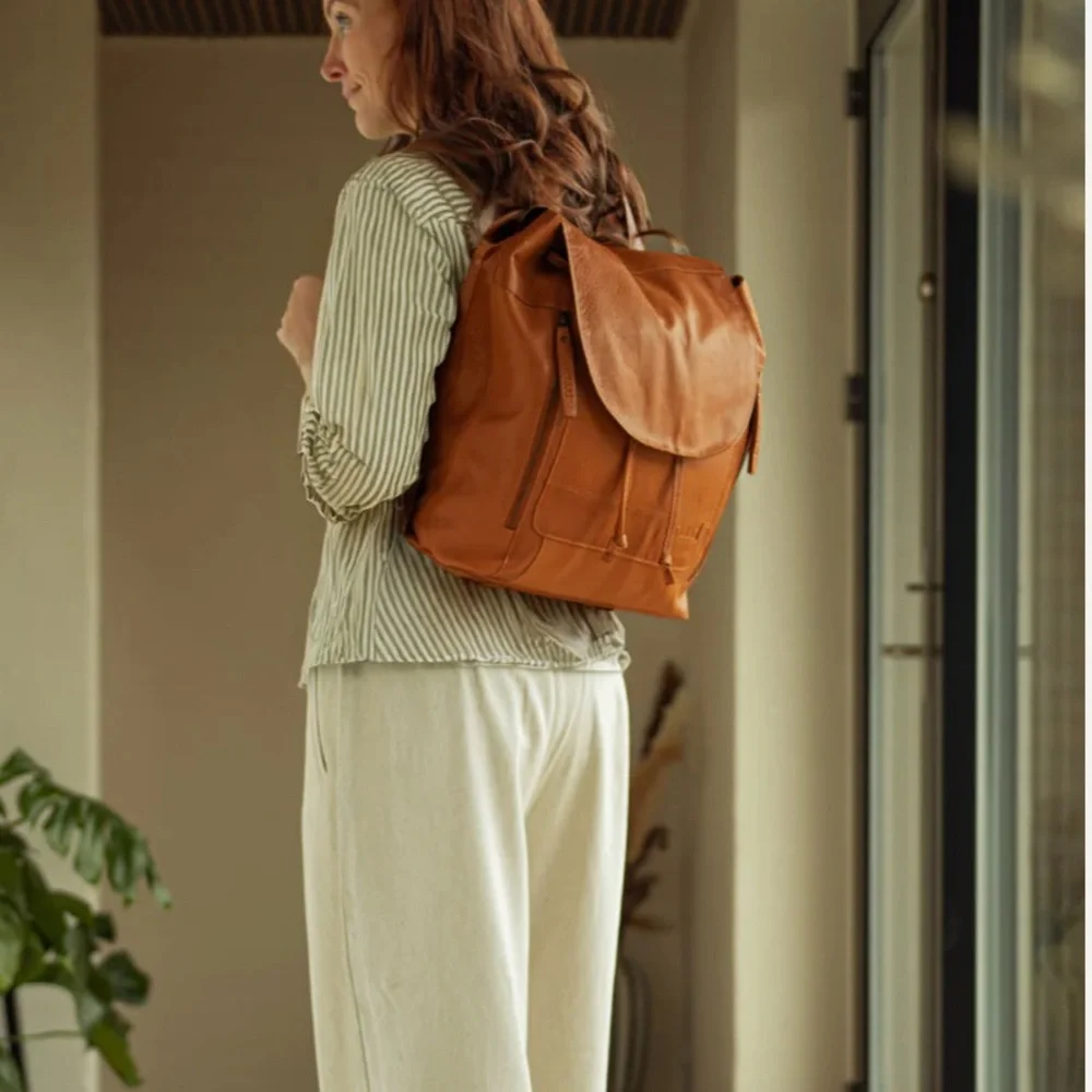 Muud Black Gimo Leather Backpack BNWT - Picture 13 of 13